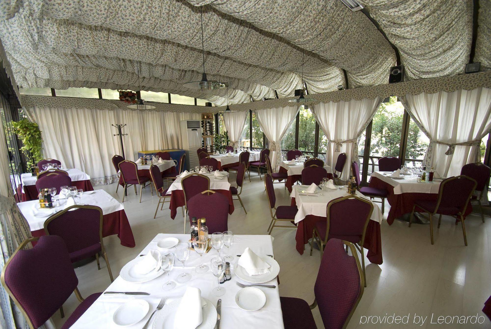 Foxa 25 Hotel Madrid Restaurant photo